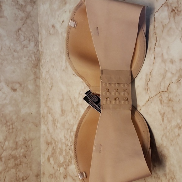 Victoria Secret  beige multiway padded bra size 32DD - Picture 3 of 4